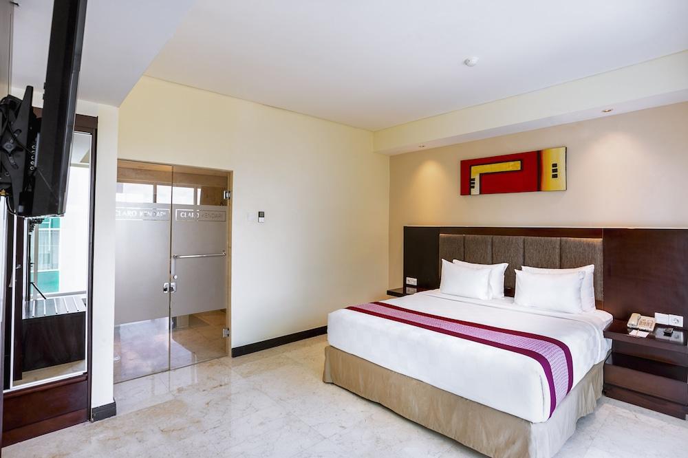 Claro Hotel Кендари Экстерьер фото
